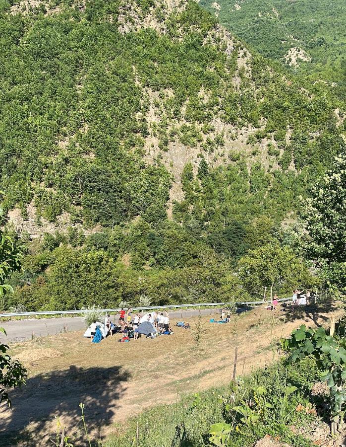 Te Baca Qerim Apartman Lekbibaj Kültér fotó
